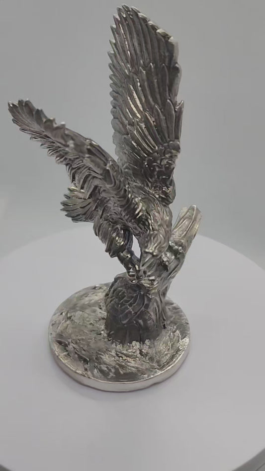 Silver Eagle, 11 oz  99.99% pure silver weighed stamped and signed by the artist.